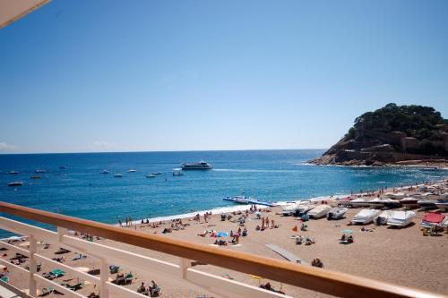 Lets Holidays Tossa De Mar Beach Apartment Bagian luar foto