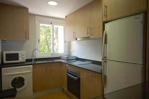 Lets Holidays Tossa De Mar Beach Apartment Bagian luar foto
