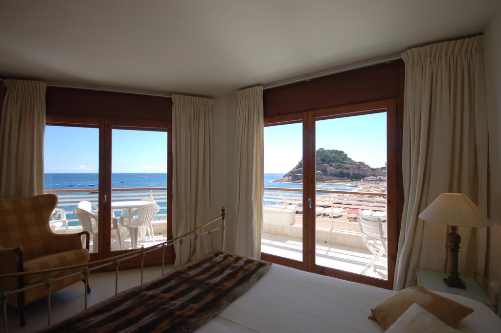 Lets Holidays Tossa De Mar Beach Apartment Bagian luar foto