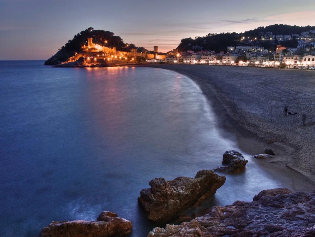 Lets Holidays Tossa De Mar Beach Apartment Bagian luar foto